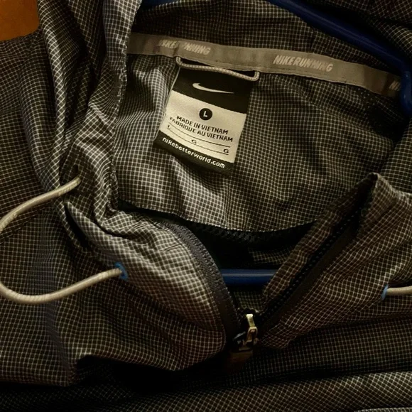 Nike Running Repeal Jacket size XL - Picture 3 of 11